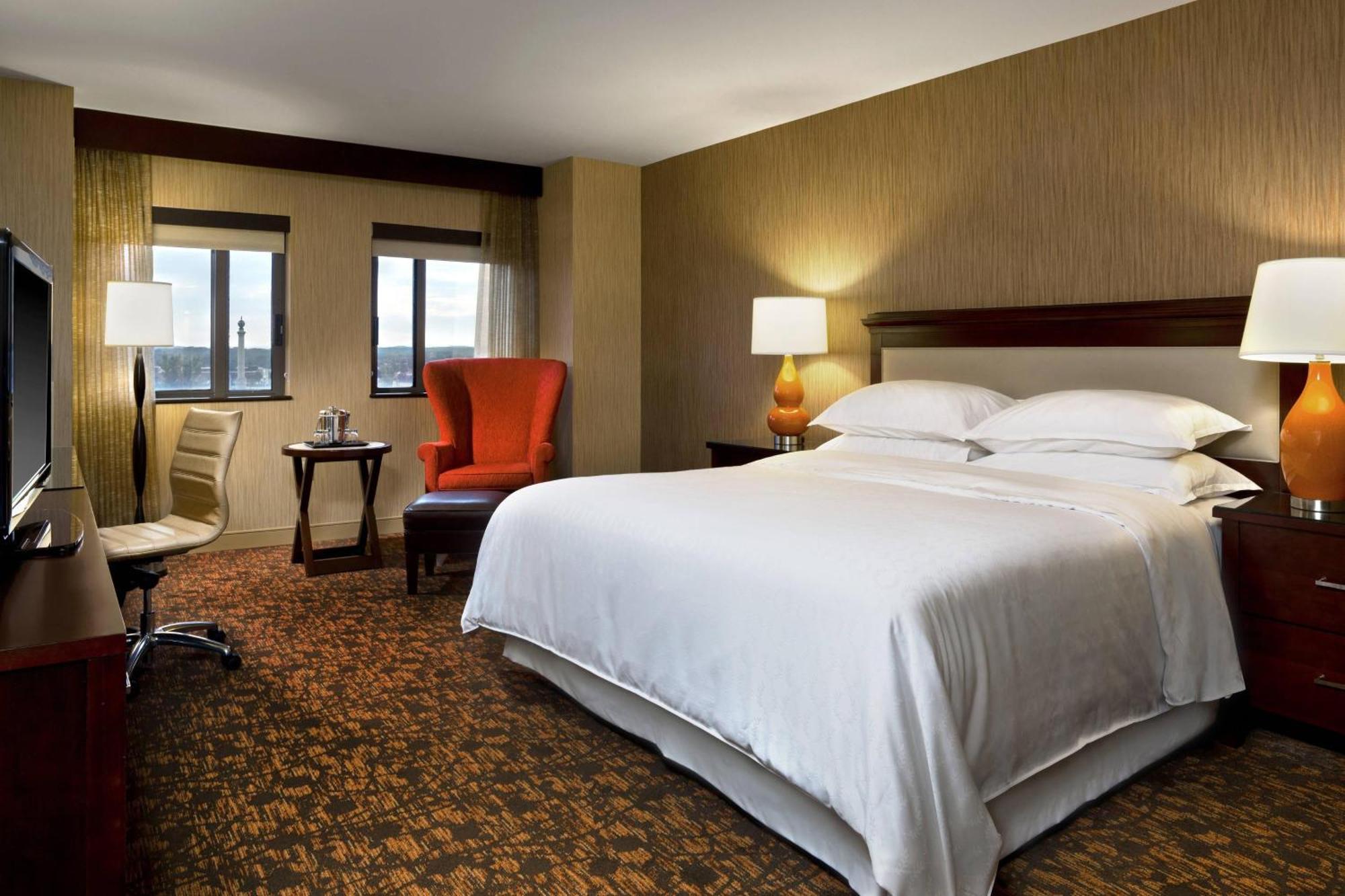 Sheraton Springfield Monarch Place Hotel Exterior photo