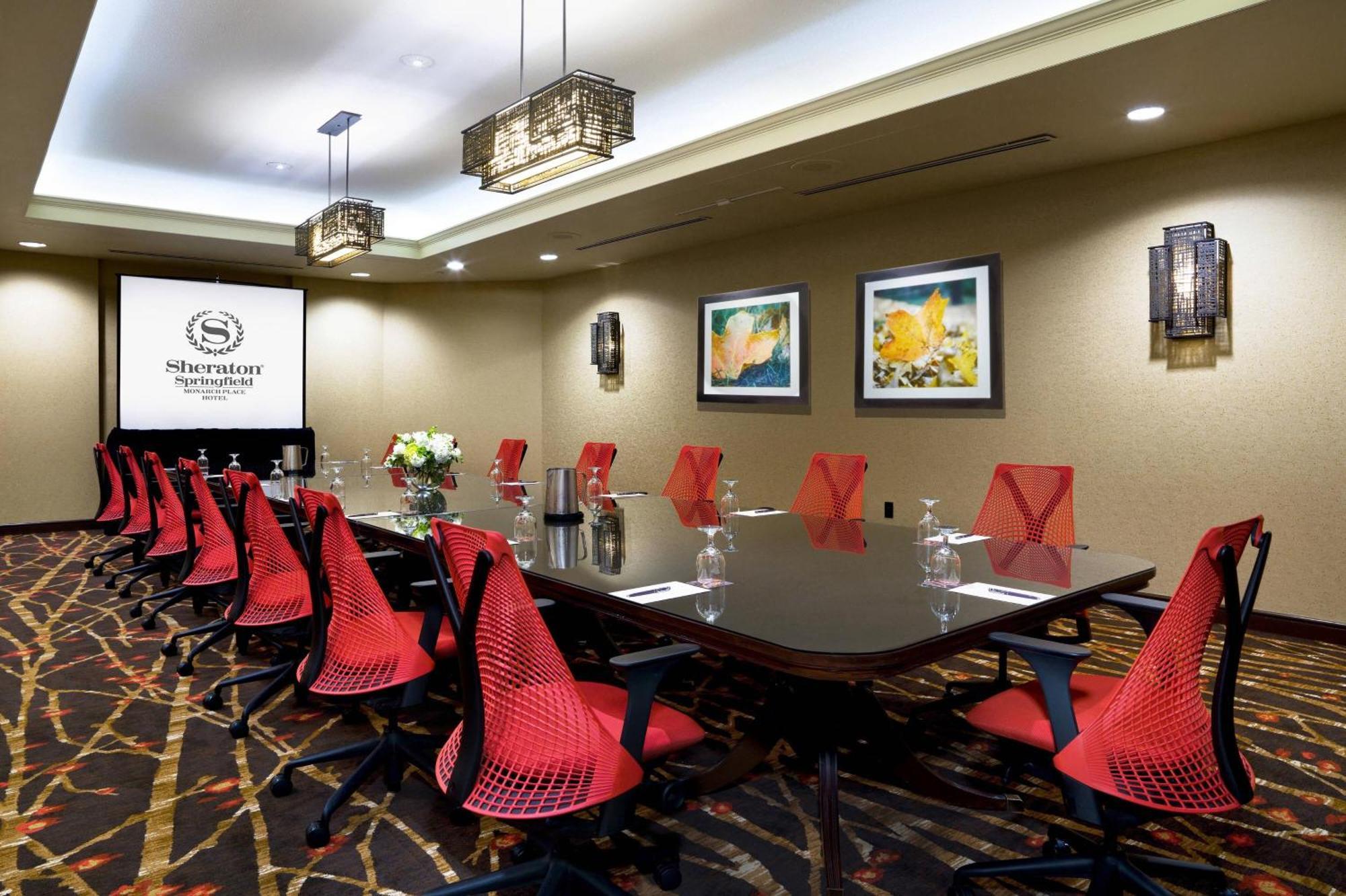 Sheraton Springfield Monarch Place Hotel Exterior photo